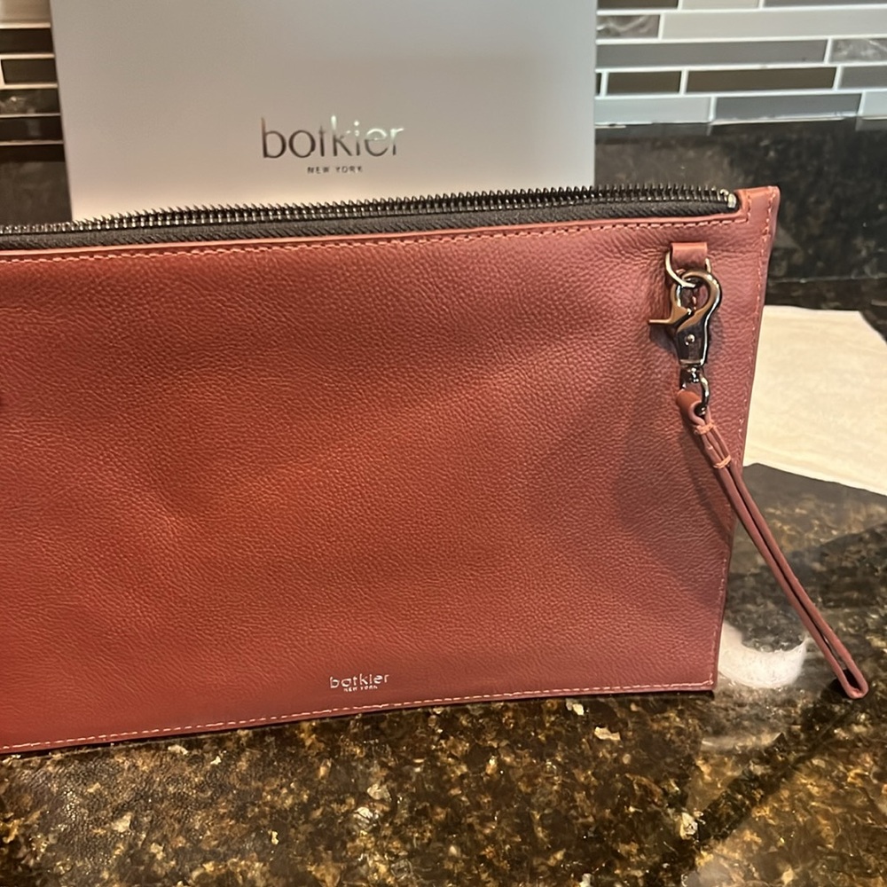 Botkier Cobble Hill Large Leather Clutch Bag - Picture 8 of 12